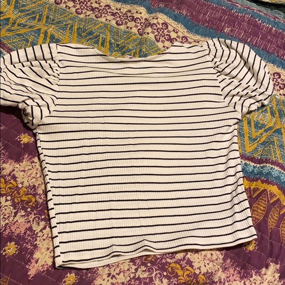 Striped Puff Sleeve Crop Top Size S - Picture 2 of 2